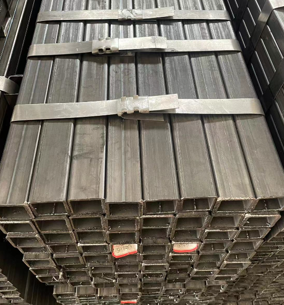 宝鸡工业用梯子 镀锌管焊接梯子 铁梯子方管梯